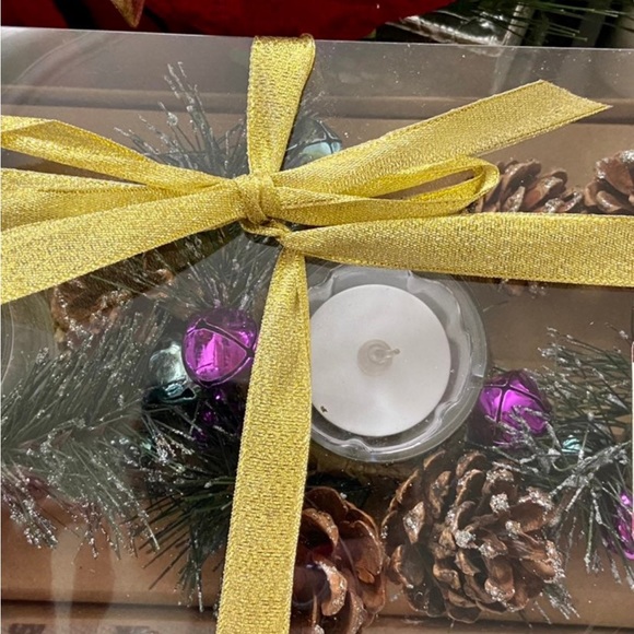 NEW* WINTER TEALIGHT CANDLE HOLDER SET - Picture 6 of 13